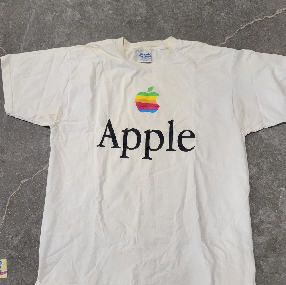 Vintage 90’s Apple t shirt Spellout Rainbow Logo Graphic Tee xlarge
